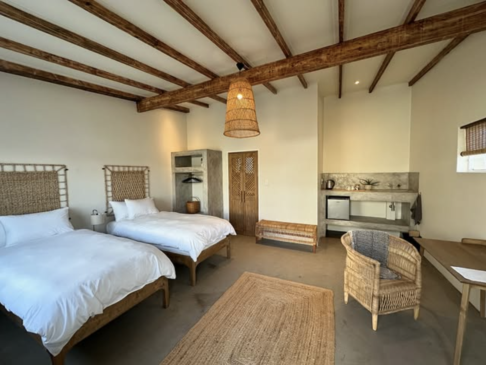 CHARLIE'S Guesthouse